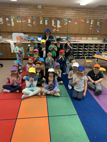 Mrs. Holt’s morning kindergarten class 